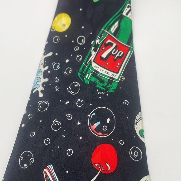 Vtg - Nicole Miller  for 7up - Silk Tie - Picture 4 of 6